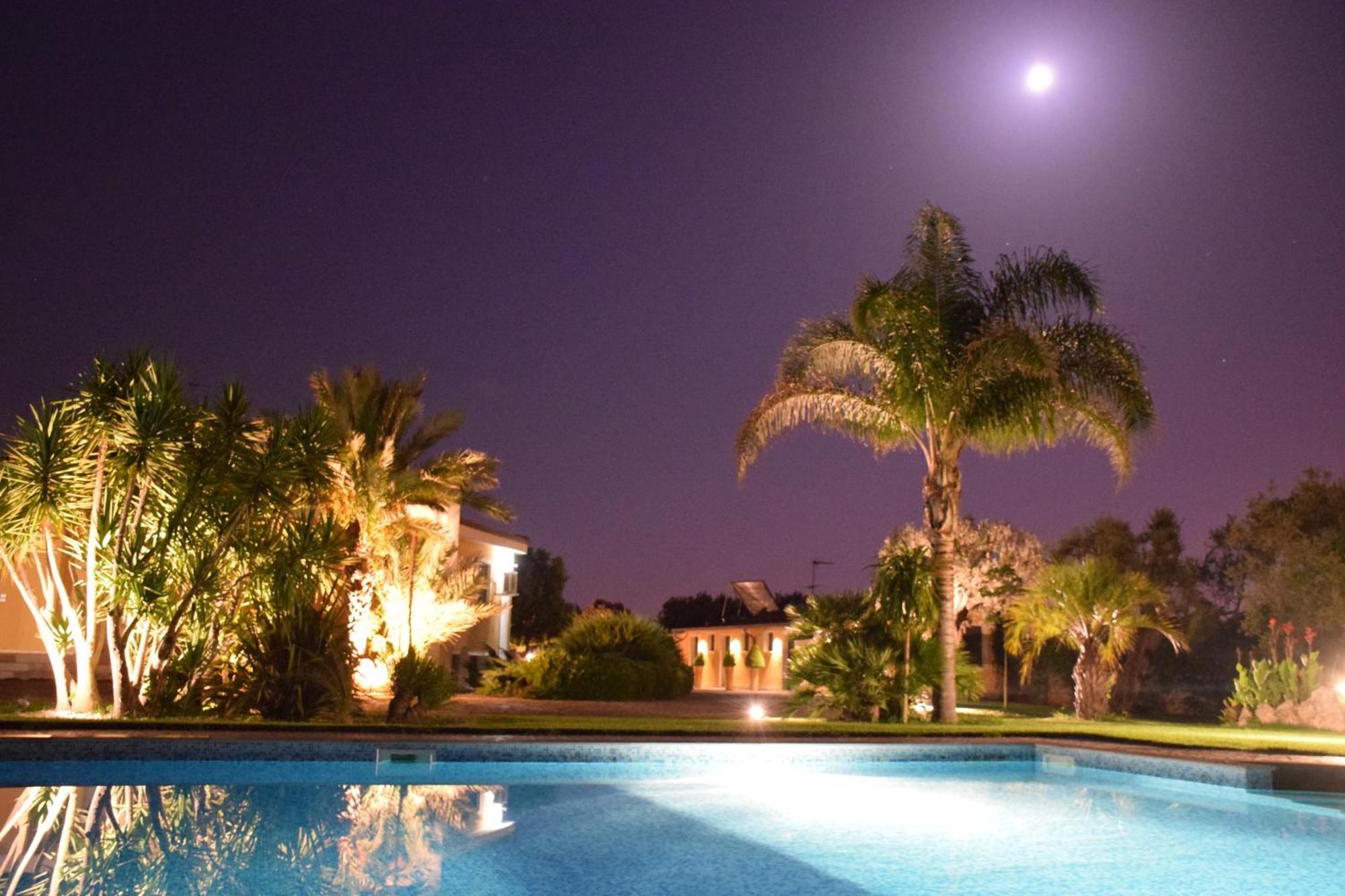 B&B Quattrostelle Cavallino di Lecce Dış mekan fotoğraf