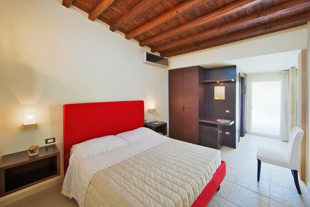B&B Quattrostelle Cavallino di Lecce Dış mekan fotoğraf