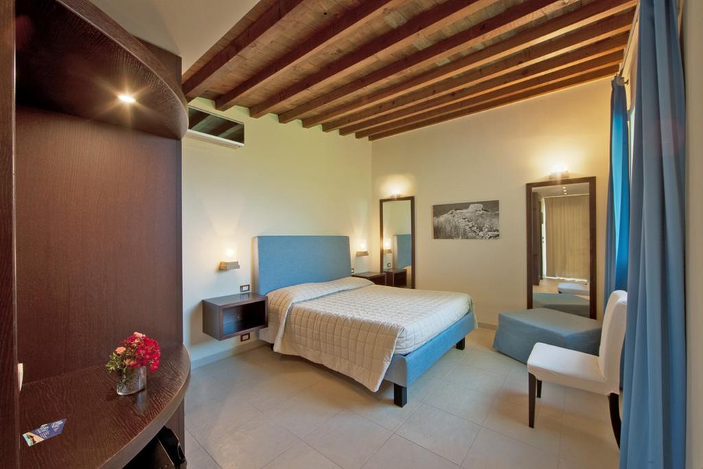 B&B Quattrostelle Cavallino di Lecce Dış mekan fotoğraf