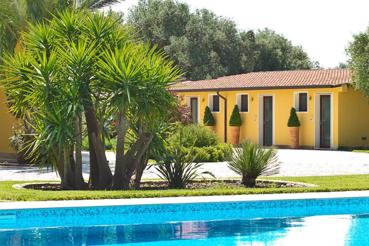 B&B Quattrostelle Cavallino di Lecce Dış mekan fotoğraf